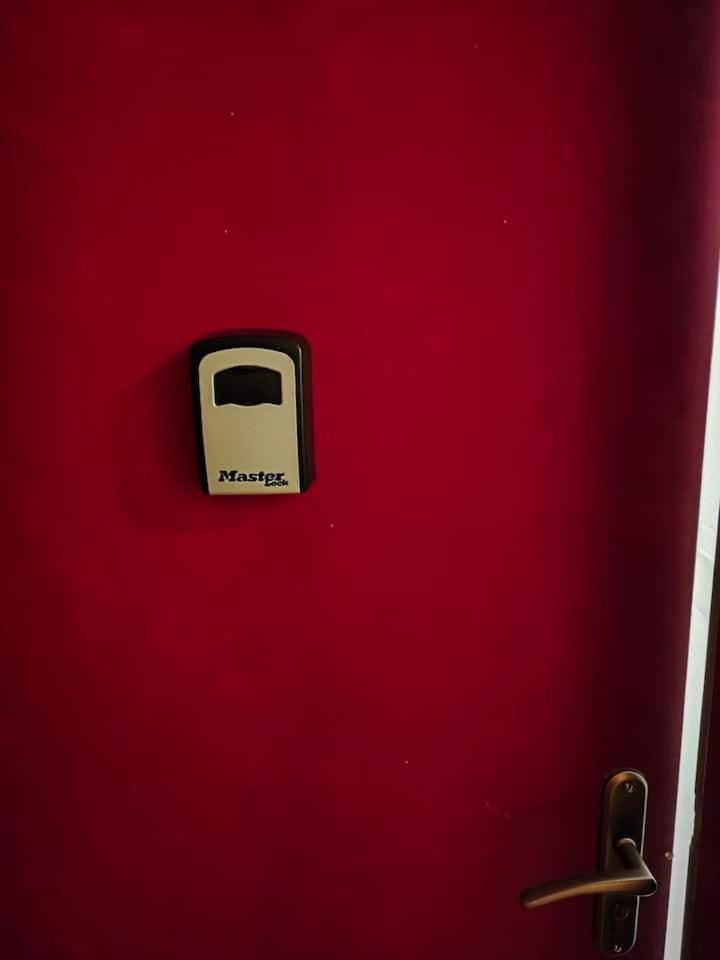Le Republique Grand Studio Wi-Fi / Netflix Angoulême Esterno foto